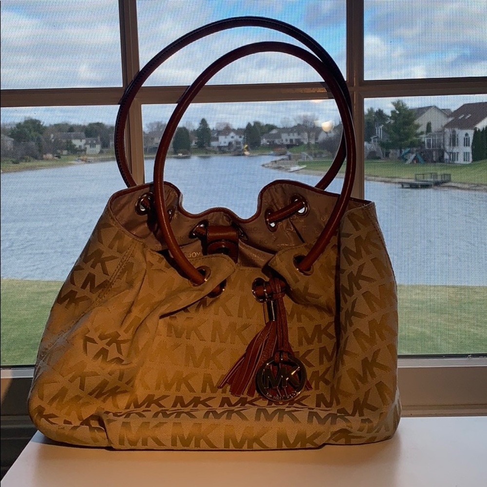 Michael Kors Tote